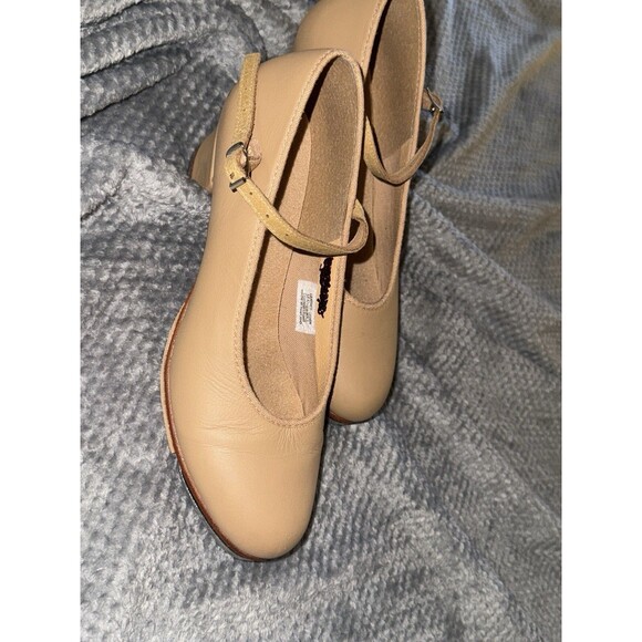 Bloch Tan Mary Jane Tap Shoes - Picture 3 of 16